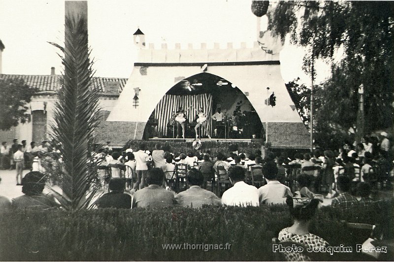 Henna003 copie.jpg - La fête annuelle d'Hennaya dans les années 1940.