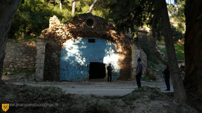 la grotte de Misserghin bis.JPG - La grotte et ses tags