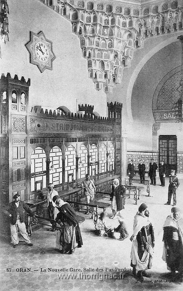 291.jpg - La gare et la salle des pas perdus